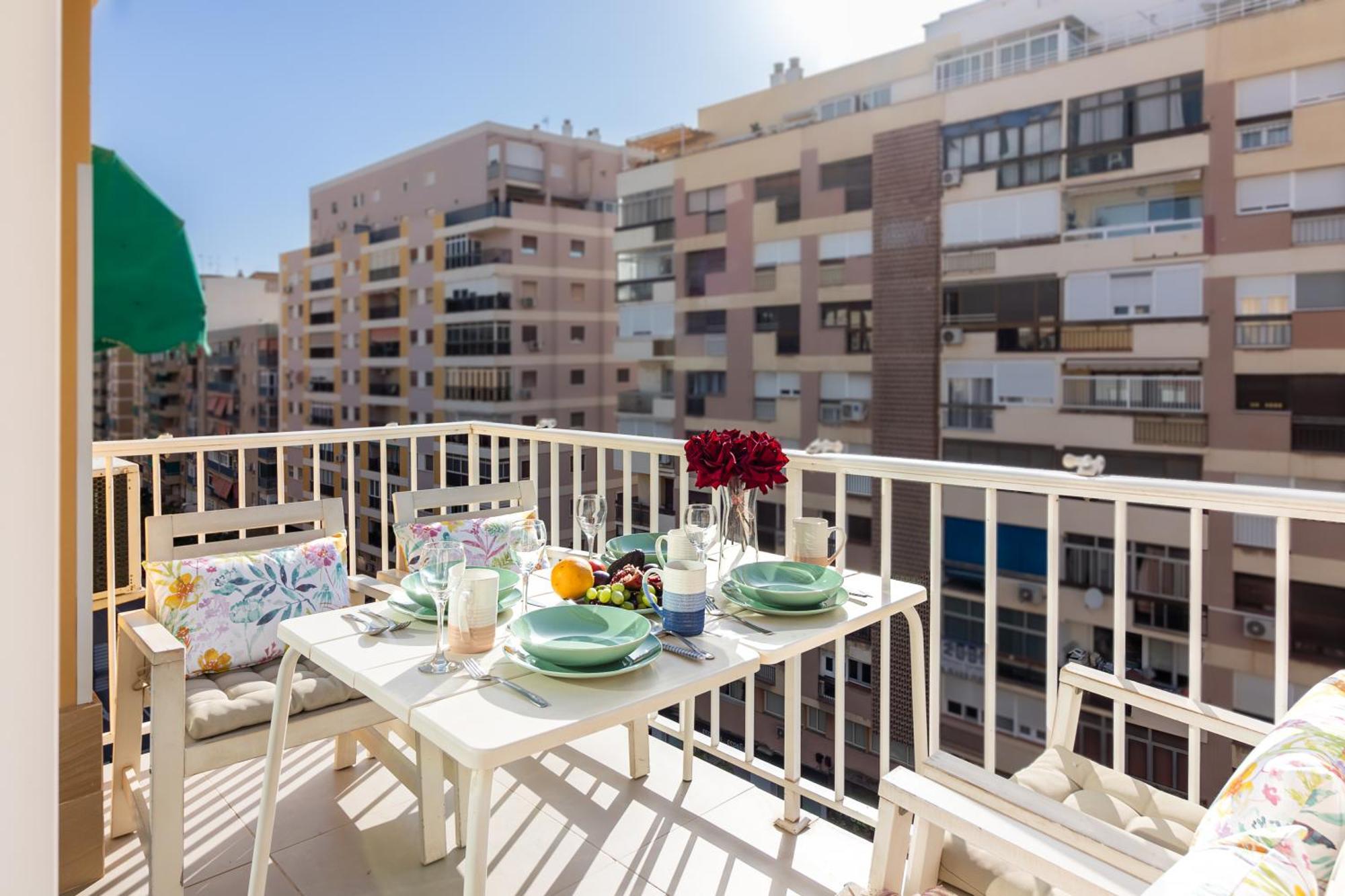 Malaga Center Flat Holidays Salitre Exterior photo